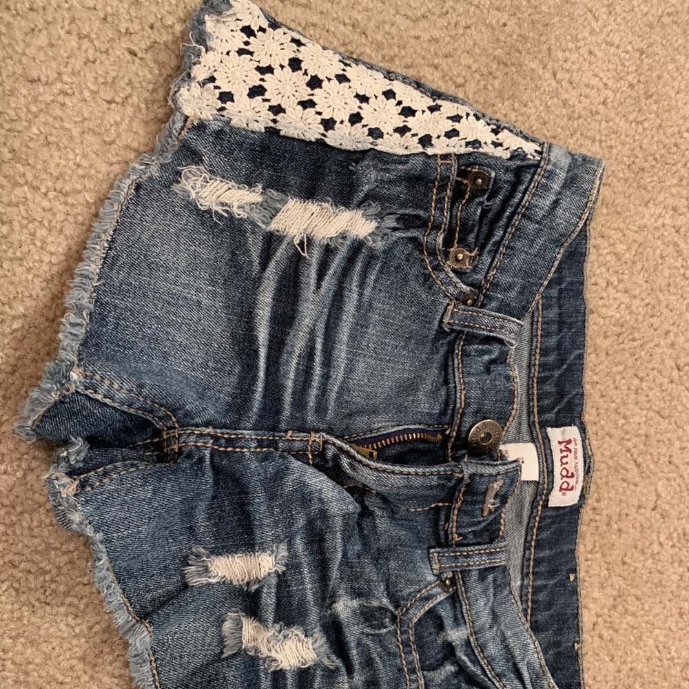 Jean shorts with lace detail